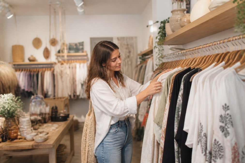 Why Shop at Boutique Trend Stores: 7 Reasons to Switch